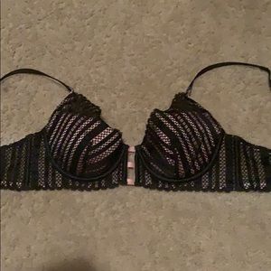 32c Lined plunge corset style bra